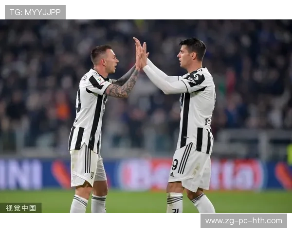 尤文弗拉霍维奇转身抽射门将无力阻挡——速度与技艺在瞬间交汇